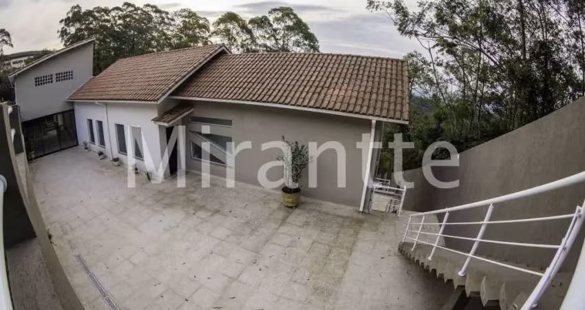 Casa com 4 quartos à venda na Príncipe de Saxe Coburgo Gotha, Serra da Cantareira, São Paulo