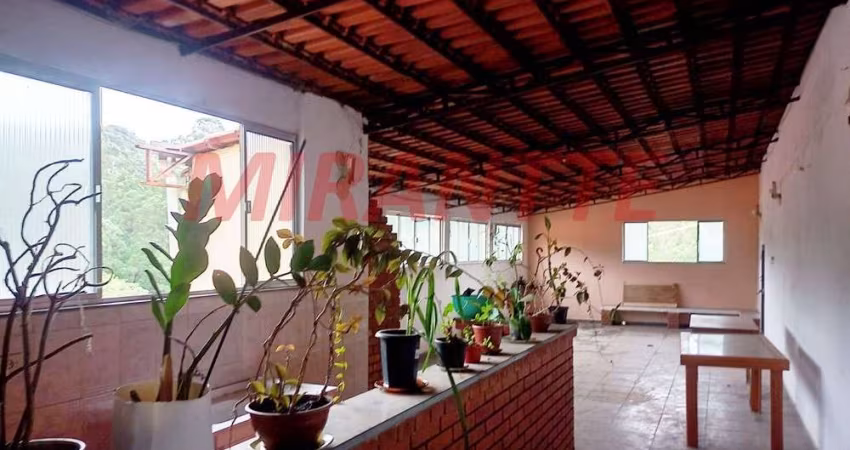 Sobrado de 315m² com 3 quartos em Vila Aurora