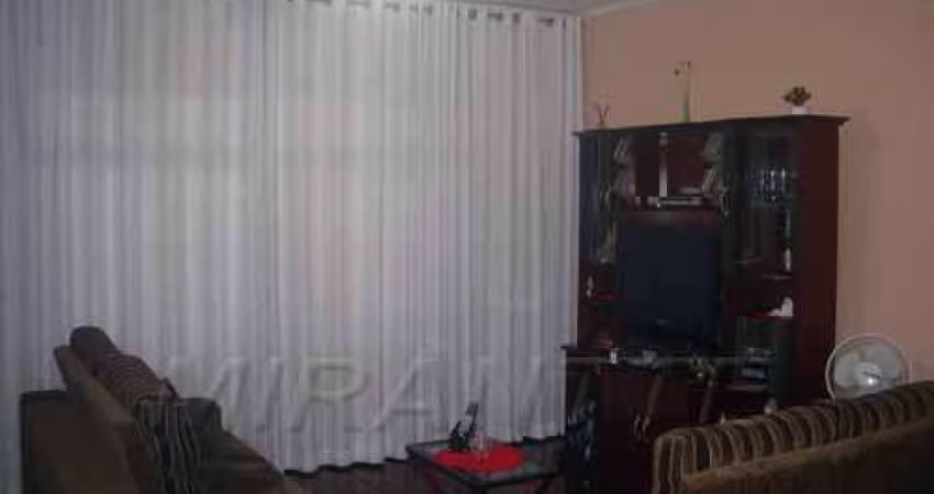Sobrado com 3 quartos em Parque Vitoria