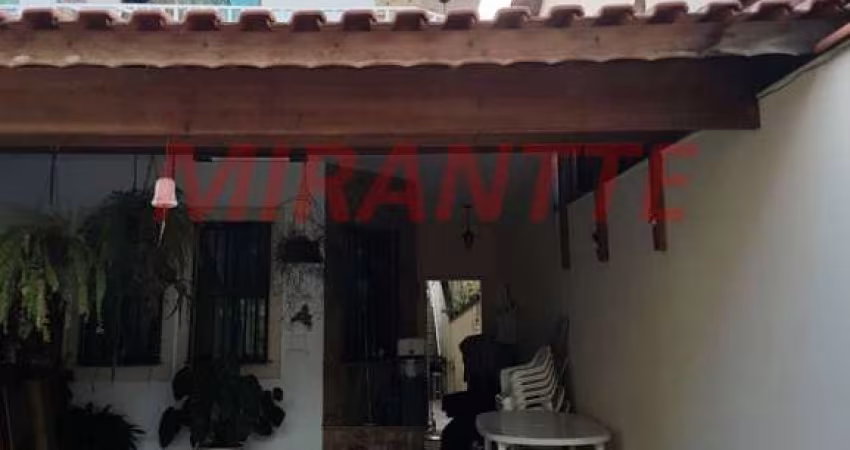 Sobrado de 200m² com 3 quartos em Vila Mazzei
