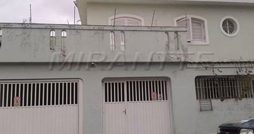 Sobrado de 287m² com 3 quartos em Vila Isolina