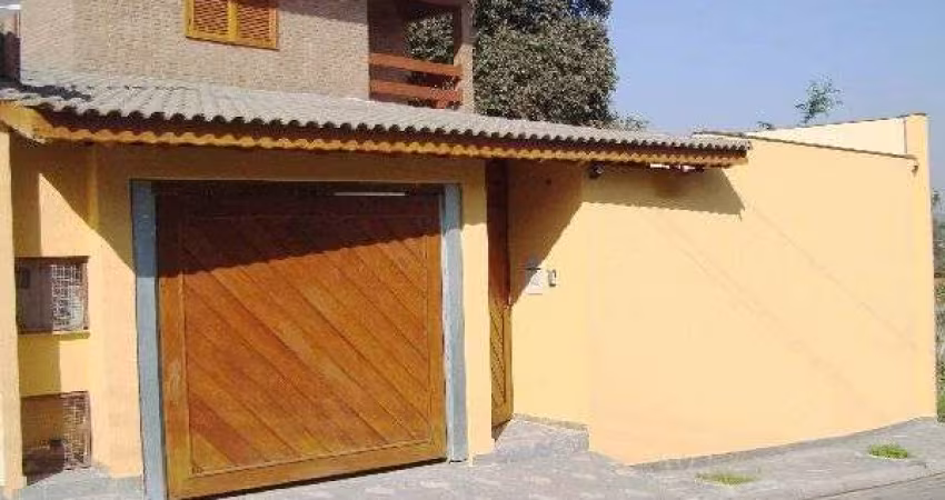 Sobrado de 330m² com 3 quartos em Jardim Entre Serras