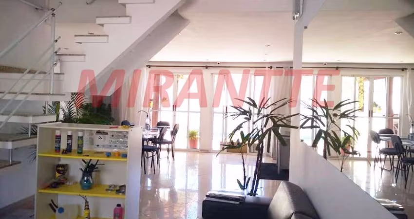 Comercial de 350m² com 3 quartos em Freguesia do