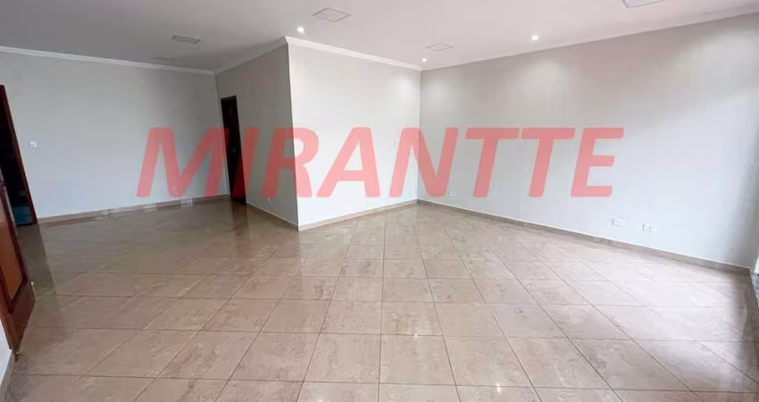 Sobrado de 280m² com 3 quartos em Parada Inglesa