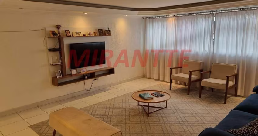 Sobrado de 166m² com 3 quartos em Vila Constança