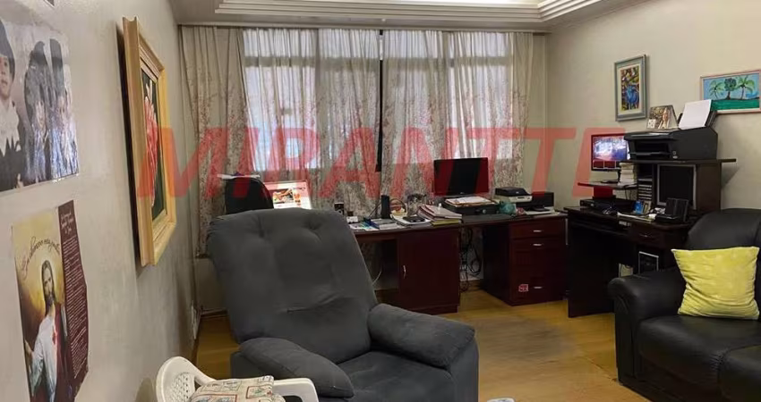 Sobrado de 139m² com 4 quartos em Vila Amalia