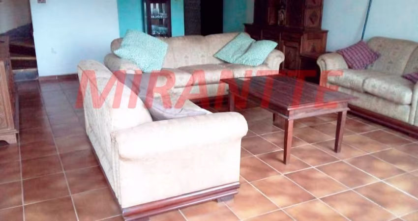 Casa terrea de 117m² com 3 quartos em Vila Nivi