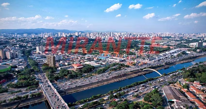 Apartamento de 117.65m² com 3 quartos em Santana