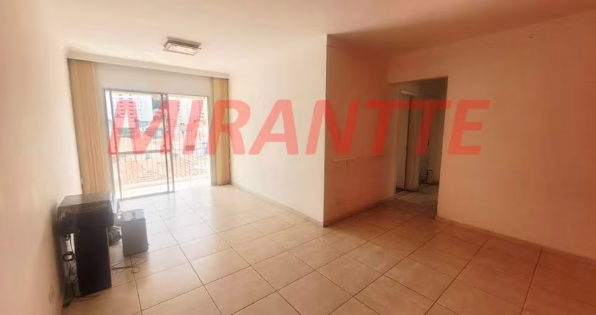 Apartamento de 70m² com 3 quartos em Água Fria
