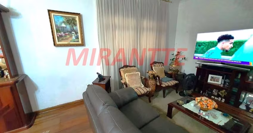 Sobrado de 205m² com 3 quartos em Jardim Virginia Bianca