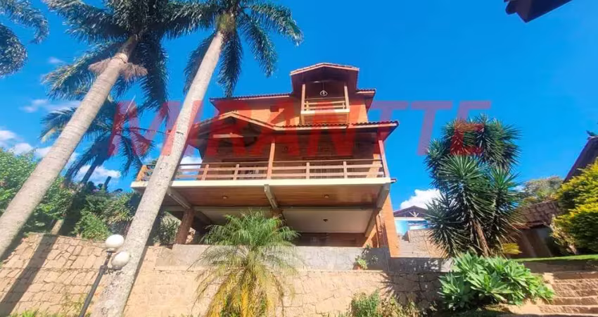 Sobrado de 427.81m² com 4 quartos em serra da cantareira