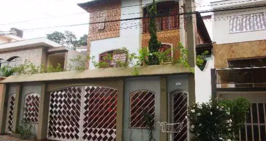 Sobrado de 387m² com 4 quartos em Jardim França