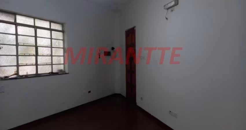 Apartamento de 67m² com 2 quartos em Água Fria