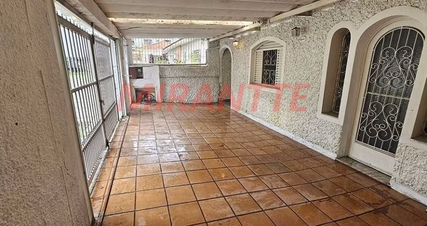 Casa terrea de 70m² com 2 quartos em Parque Vitoria