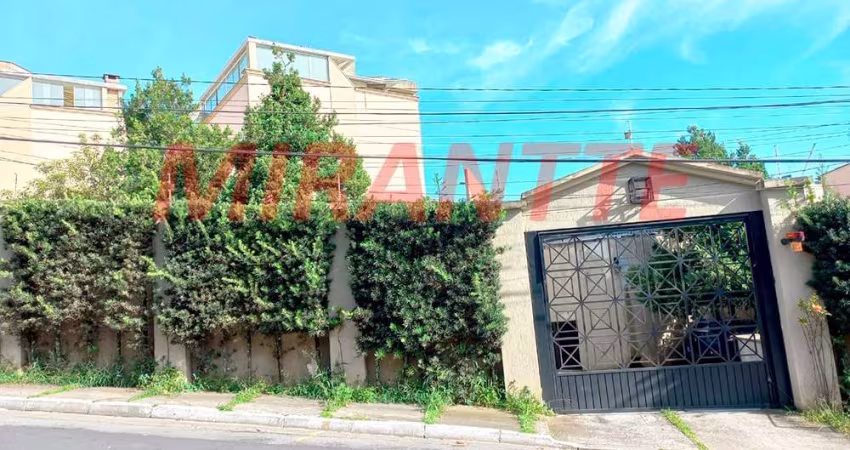 Cond. fechado de 169m² com 3 quartos em Vila Pedra Branca