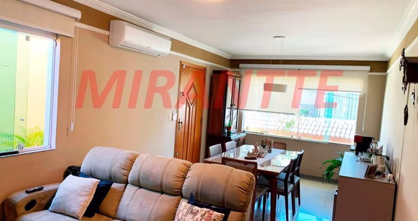 Sobrado de 153m² com 3 quartos em Vila Nivi
