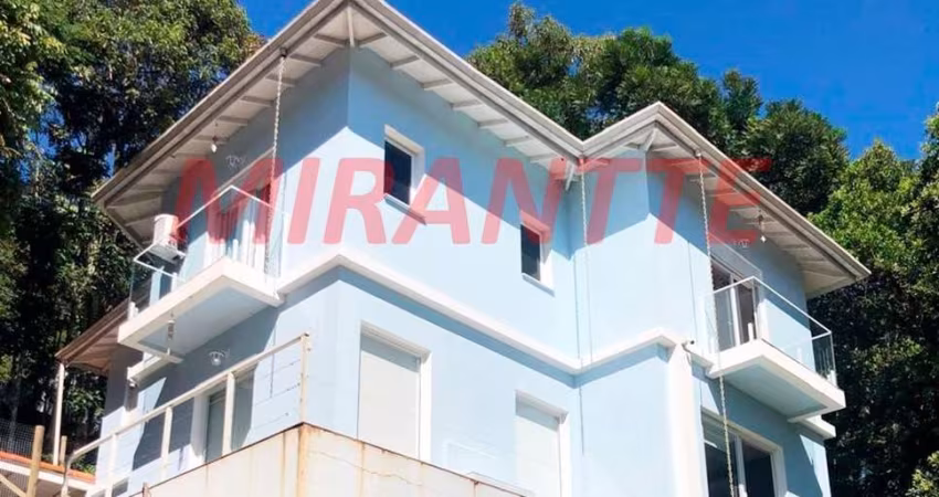 Cond. fechado de 210.31m² com 4 quartos em Caraguata