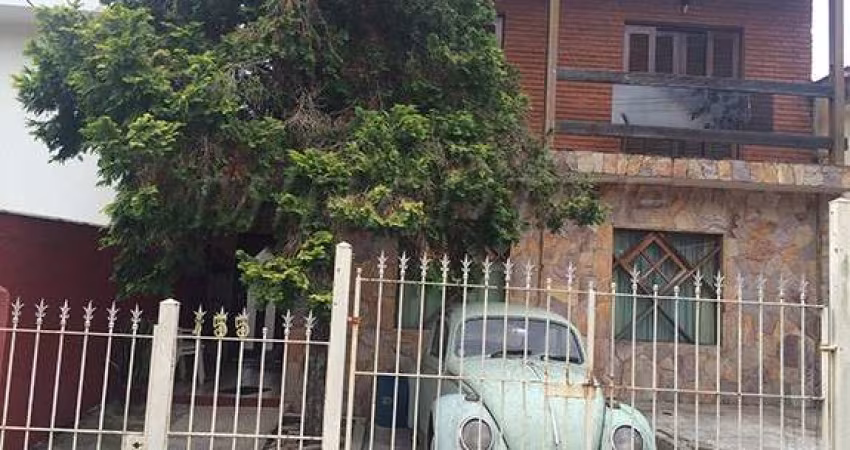 Sobrado de 220m² com 5 quartos em Tremembe