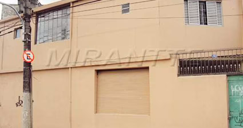 Sobrado com 2 quartos em Limão