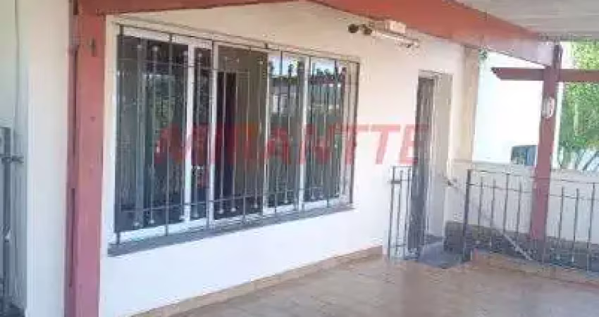 Sobrado de 193m² com 4 quartos em Água Fria