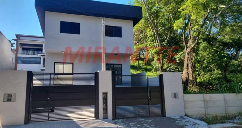 Casa terrea com 2 quartos em Água Fria