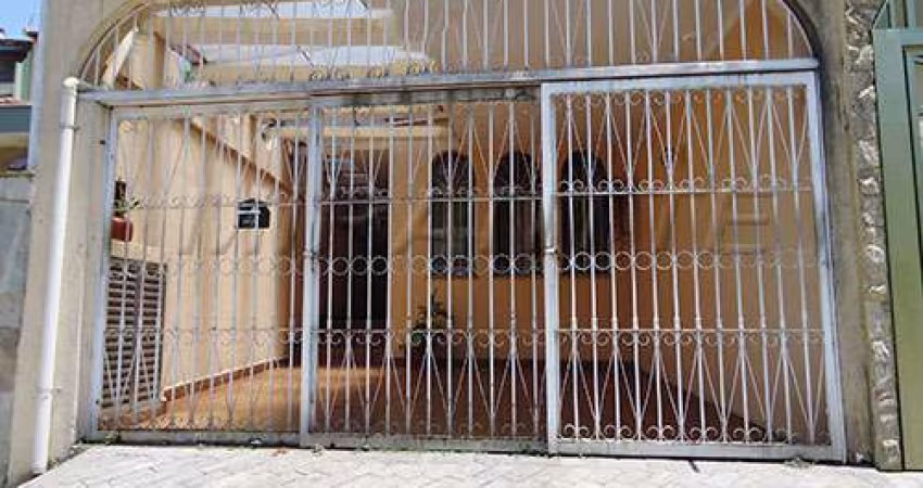 Sobrado com 3 quartos em Jardim França