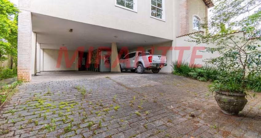 Sobrado com 5 quartos em Alto de Pinheiros