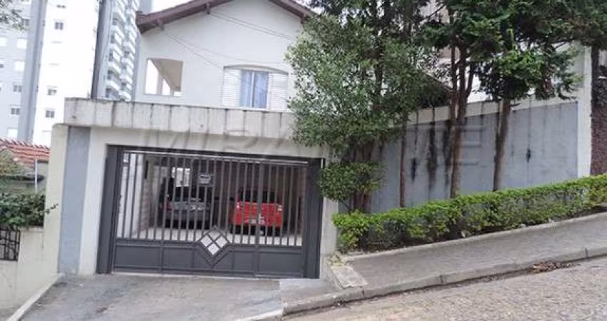 Sobrado de 260m² com 3 quartos em Vila Ester
