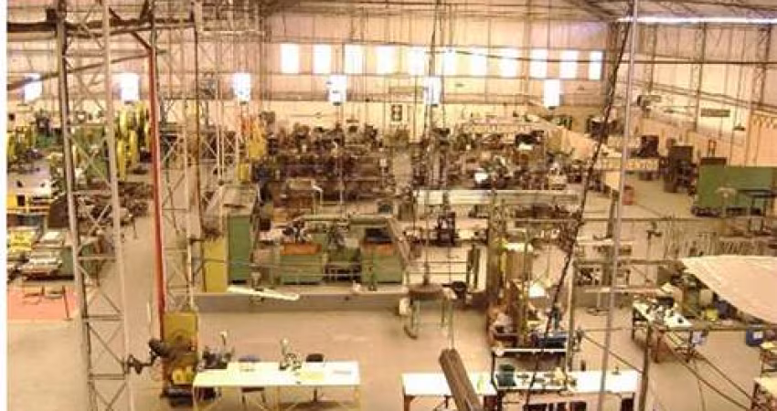 Galpao de 4600m² em Jardim Bonsucesso