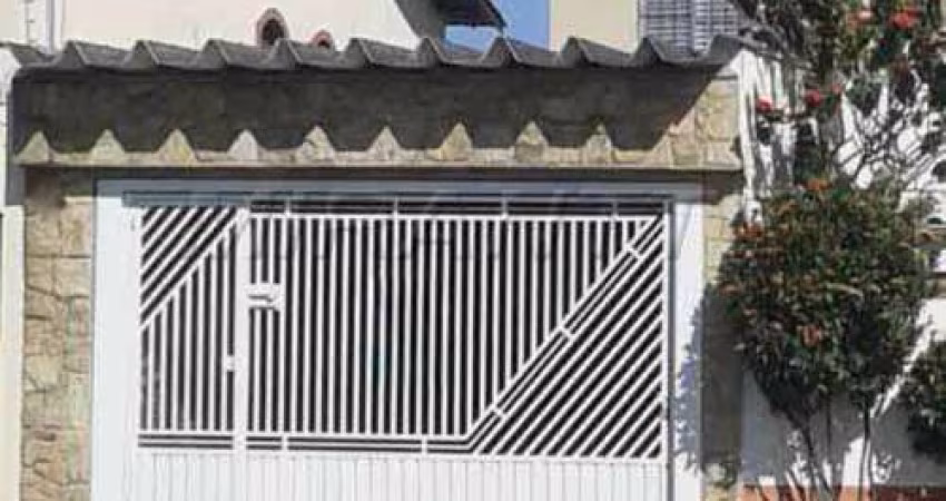 Sobrado de 250m² com 3 quartos em Jardim Guançã
