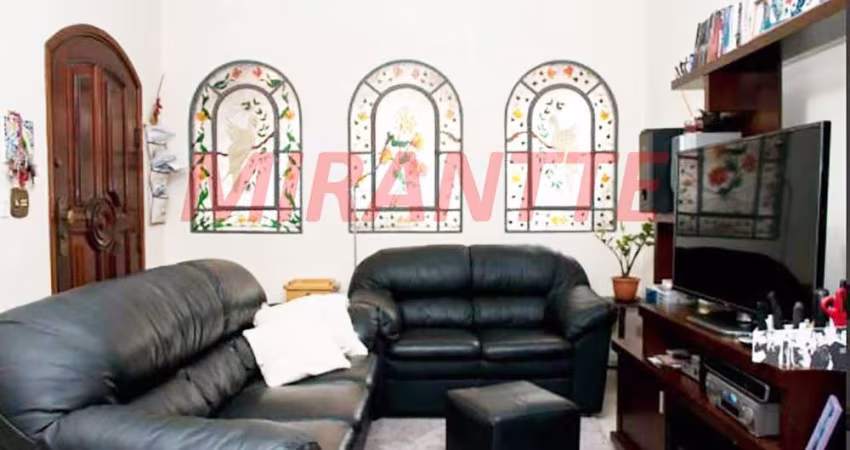 Sobrado de 180m² com 4 quartos em Santa Terezinha