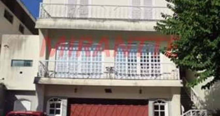 Sobrado de 400m² com 3 quartos em Jardim São Bento