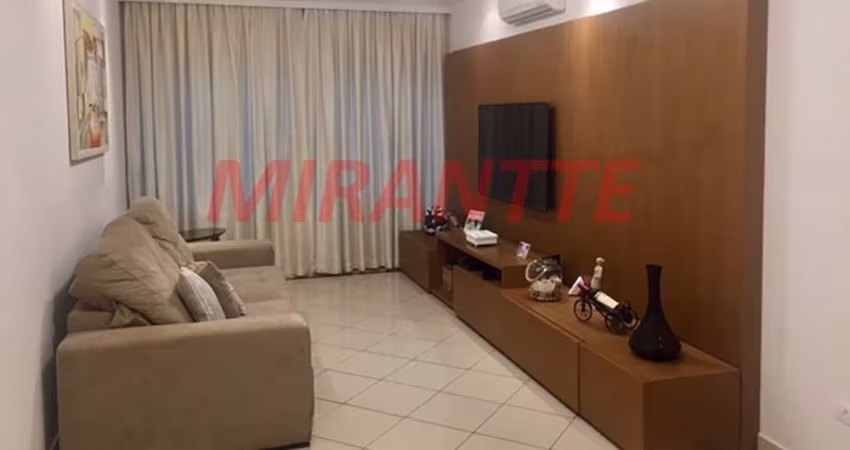 Sobrado de 308m² com 3 quartos em Santa Terezinha