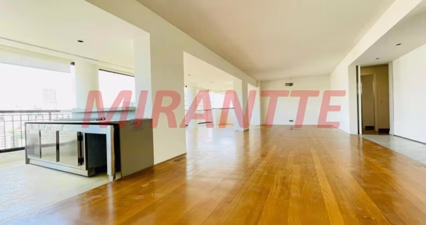 Apartamento de 215m² com 3 quartos em Perdizes