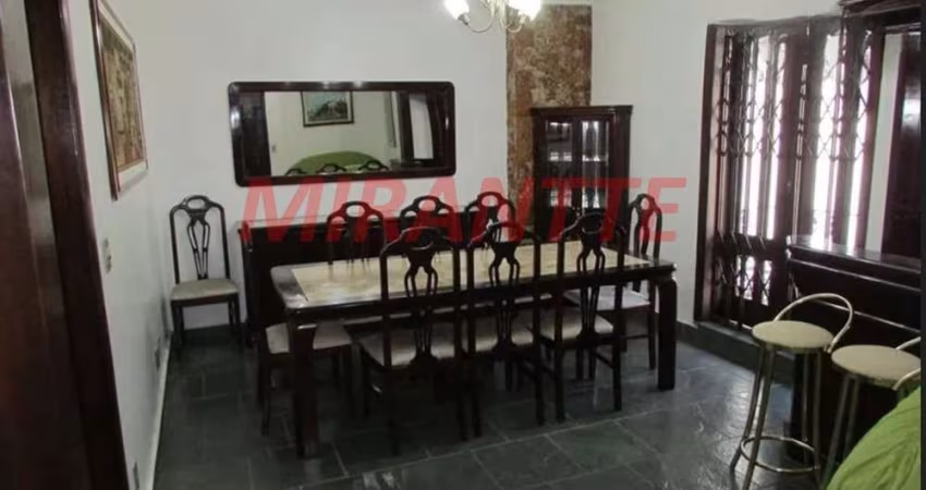 Sobrado de 230m² com 4 quartos em Vila Palmeira
