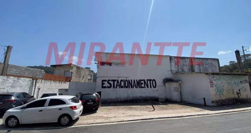Terreno de 3457m² em Jardim Peri