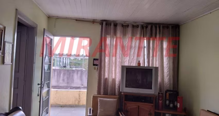 Casa terrea de 61m² com 3 quartos em Parque Peruche