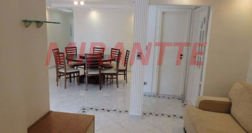 Apartamento de 94m² com 3 quartos em Água Fria