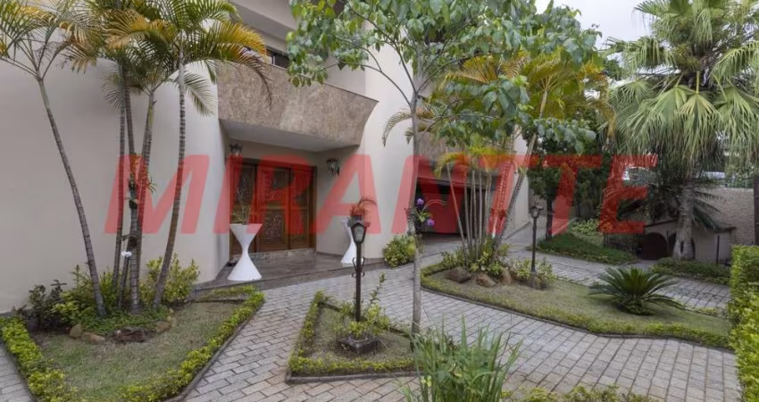 Sobrado de 874m² com 4 quartos em Jardim São Bento