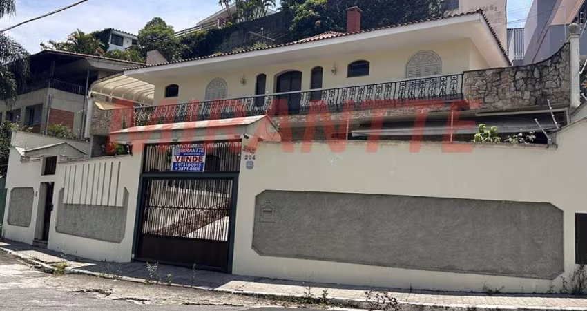 Sobrado de 424m² com 4 quartos em Jardim São Bento