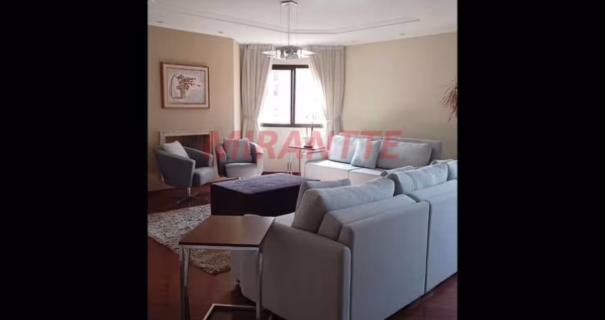 Apartamento de 210m² com 4 quartos em Santana