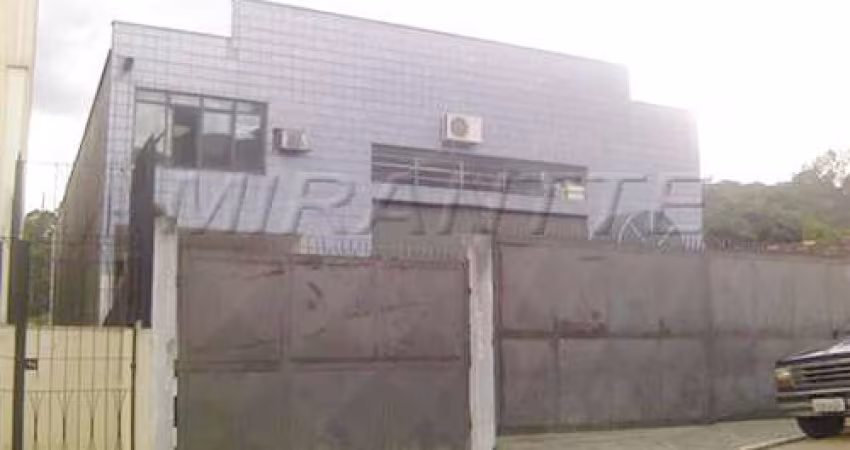 Comercial de 1500m² em Vila Amalia