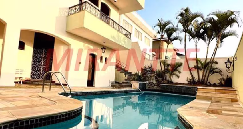 Sobrado de 470m² com 4 quartos em Jardim São Bento