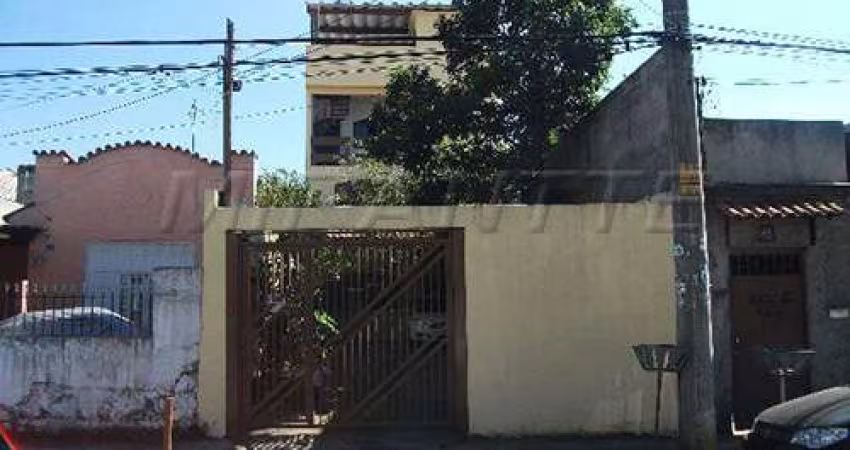 Sobrado de 200m² com 3 quartos em Vila Gustavo