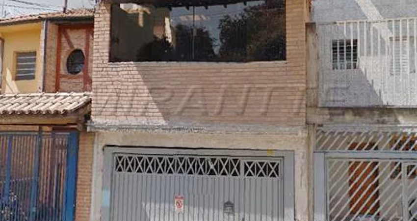 Sobrado de 250m² com 3 quartos em Santana