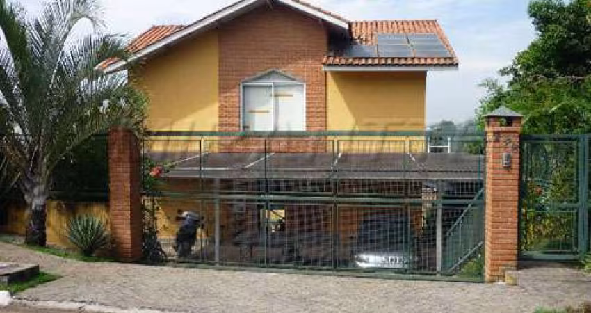 Sobrado com 4 quartos em Conjunto Residencial Prestes Maia