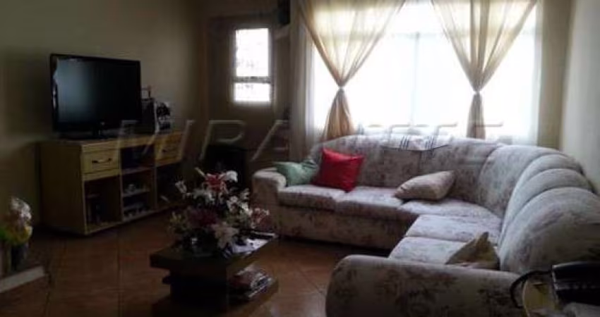 Sobrado de 190m² com 4 quartos em Vila Nova Granada