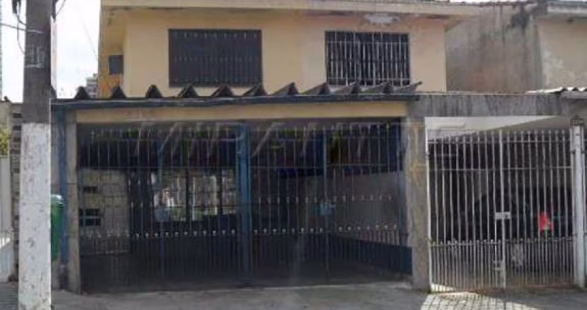 Sobrado de 250m² com 3 quartos em Vila Paulista