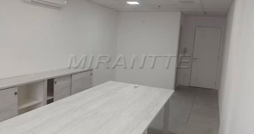 Comercial de 32m² em Limão