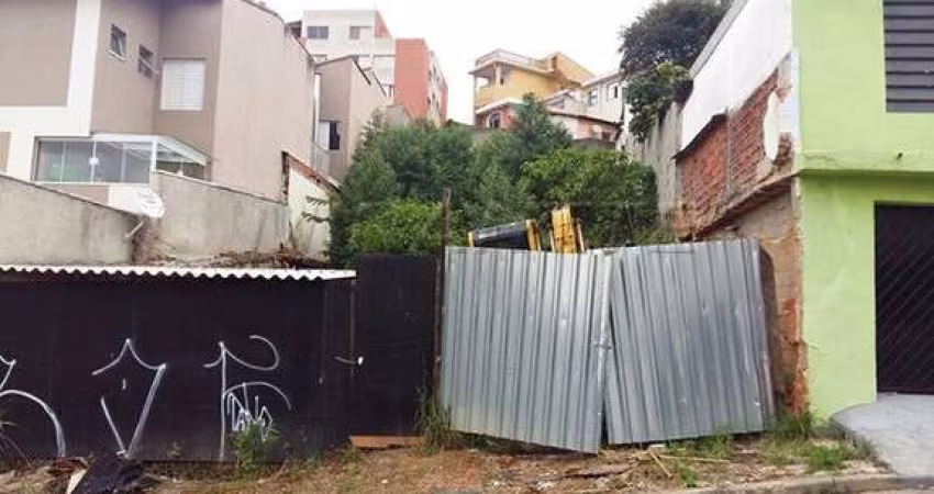 Terreno de 370m² em Freguesia do Ó